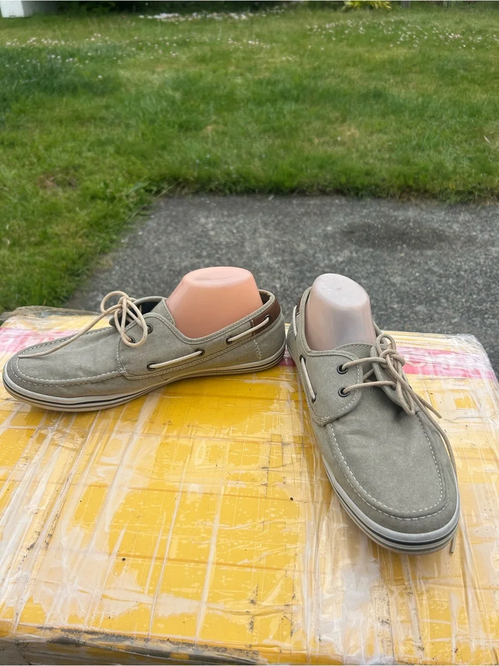 Aldo Men’s Light Gray Canvas Boat Shoes Size 10